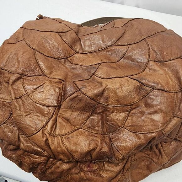 Women's Soft Brown Leather Hobo Floral Appliqué Shoulder Handbag - Picture 4 of 12